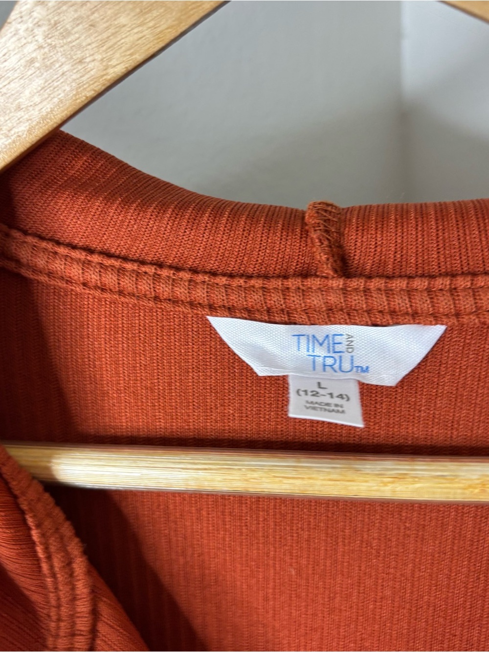 Time and Tru Rust Ribbed Button-Front Shacket Size L - Picture 4 of 6
